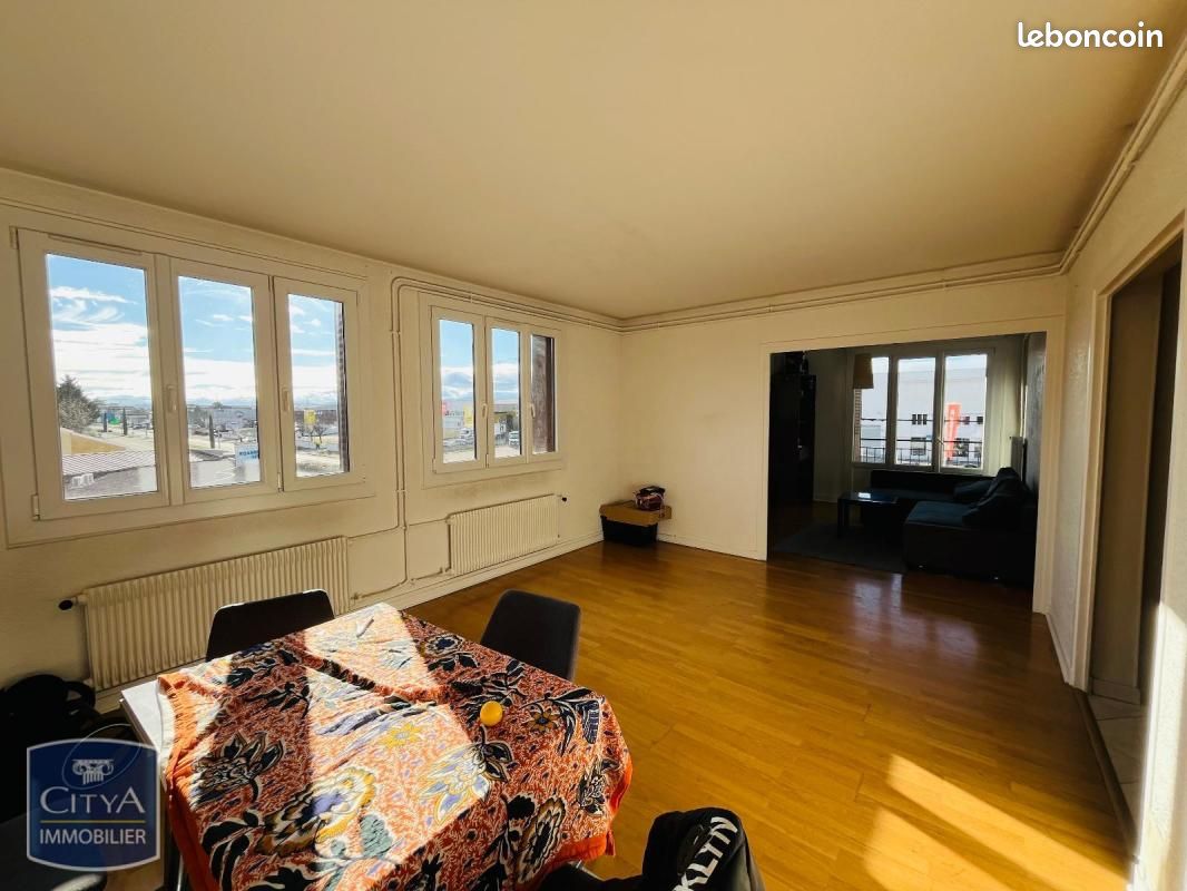 Appartement 4 pièces 97 m² · à Roanne · 97 m² · 775 €/mois