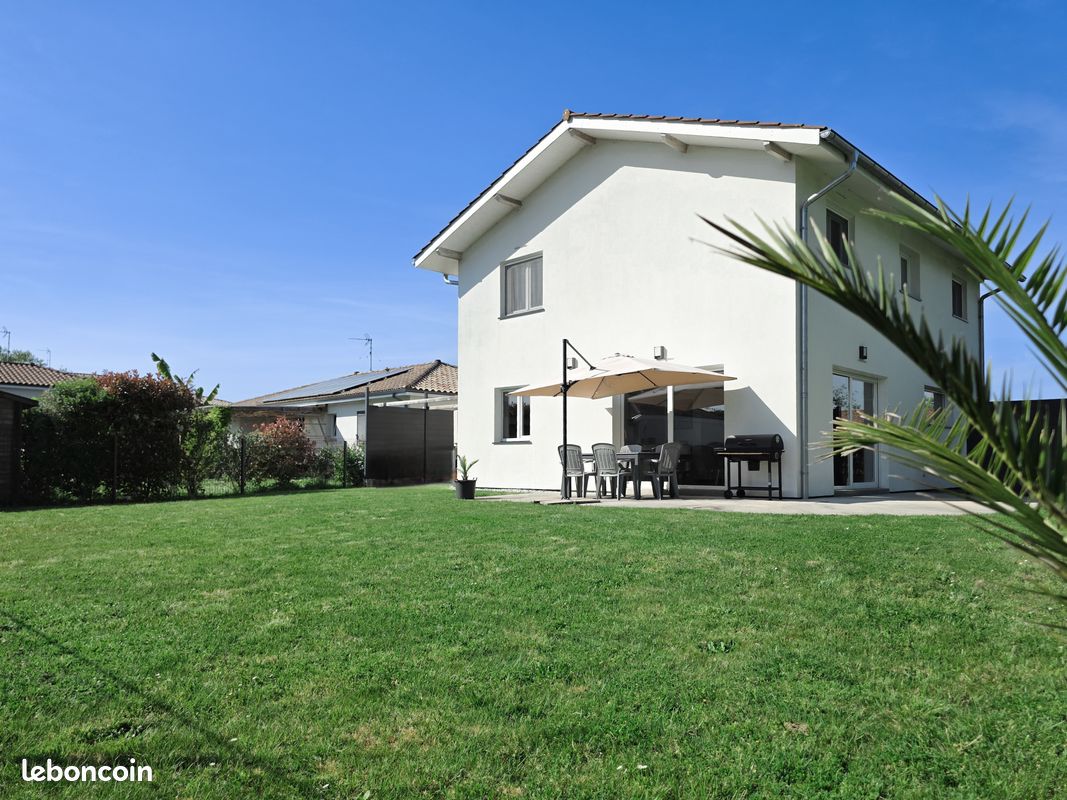 Maison 5 pièces 142 m² · à Josse · 142 m² · 420 000 €