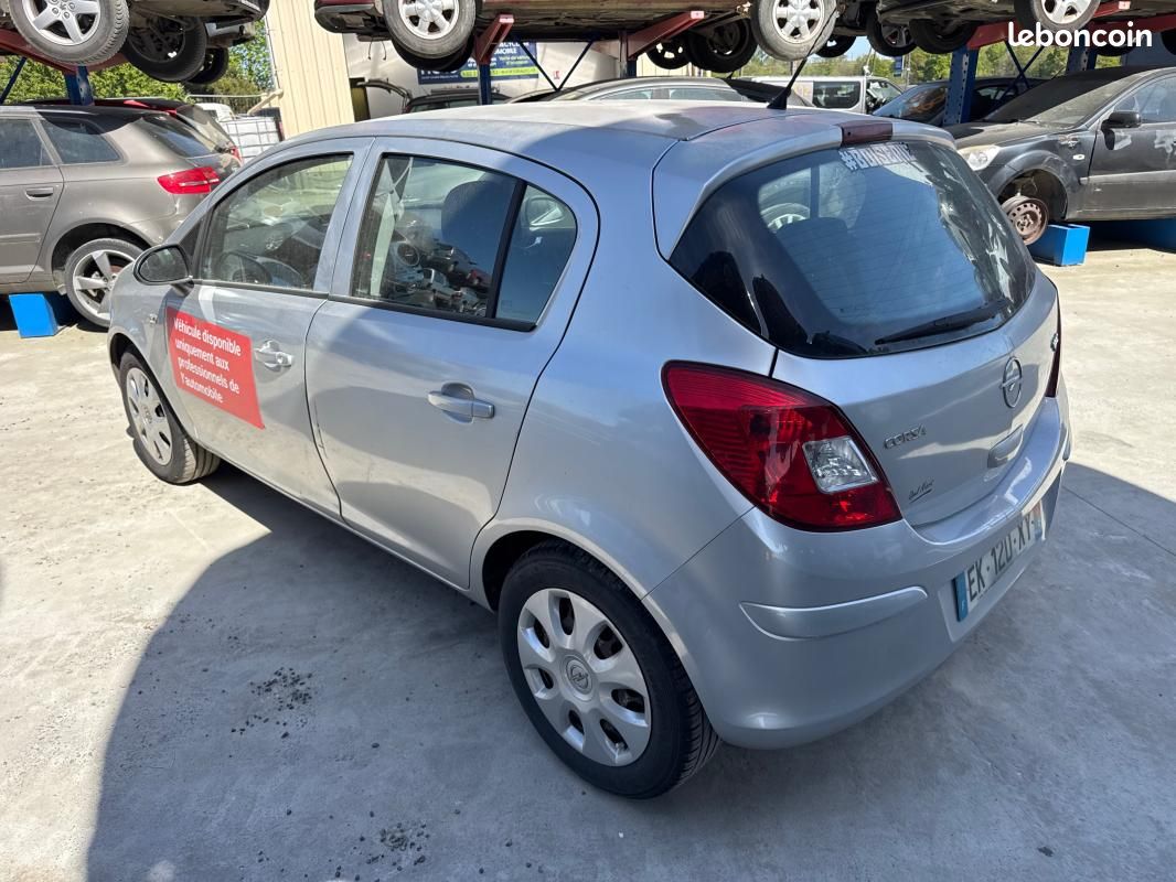 Opel Corsa D PHASE 1 1.3 CDTI - 16V TURBO (image 2)