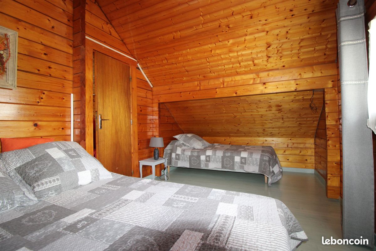 Barésia-Sur- L'Ain (39 Jura) location chalet du Gringalet 6/8 Pers (image 8)