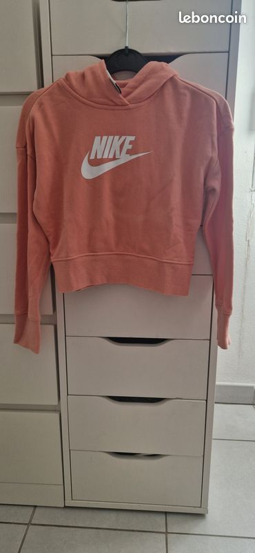 Pull Sweat à capuche nike corail taille 8-10 ans (image 1)