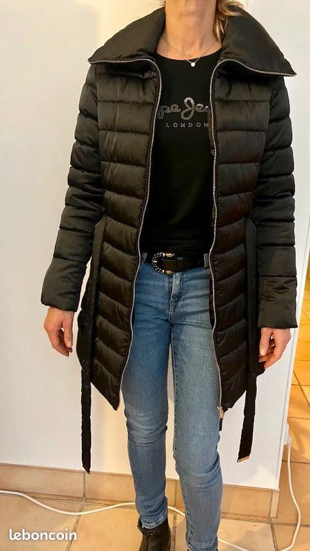 Parka Noire Doudounes Caroll Veste Doudoune Longue Caroll Duvet Et