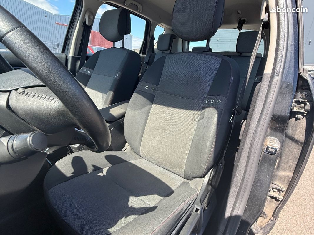 RENAULT SCENIC III dCi 110 FAP eco2 Ovalie (image 12)