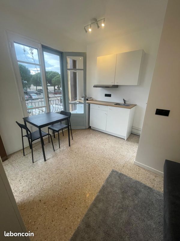 Appartement 1 pièce 12 m² · à Port-Saint-Louis-du-Rhône · 12 m² · 480 €/mois