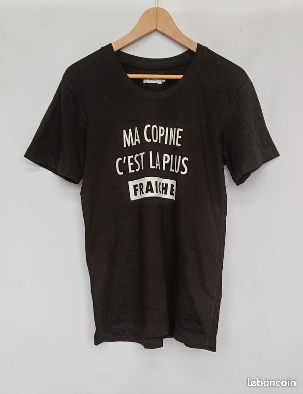 T-shirt noir simple "Ma copine c'est la plus fraîche" Rad. - M (image 1)