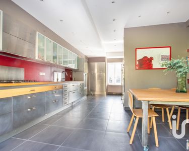 Maison 1 300 000 € - 372 m²