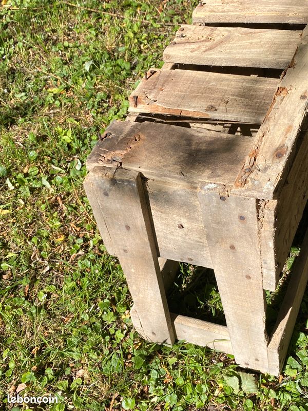 Casier à bouteilles ancien (image 3)