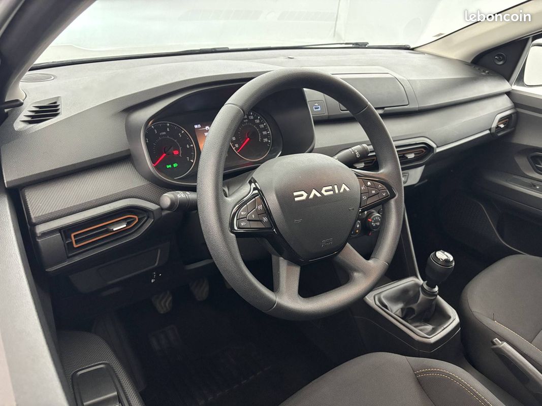 DACIA Sandero TCe 90 Stepway Essential (image 10)