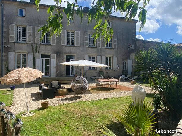 Maison 10 pièces 294 m²