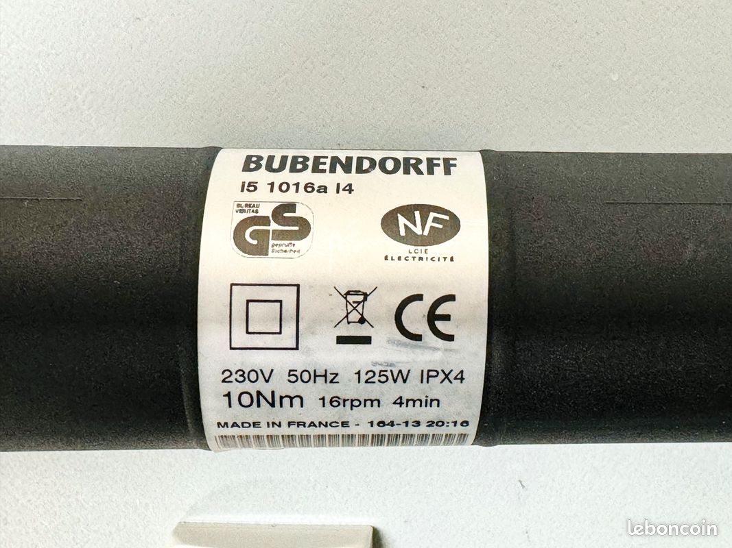 Moteur de volet Bubendorff ID2 220V 16rpm 10Nm i5 1016a I4 IPX4 de 2013 (image 2)