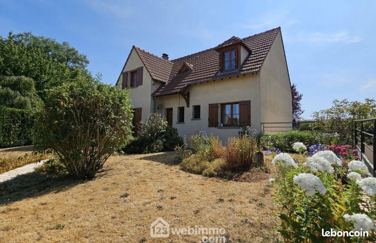Maison 6 pièces 131 m² · à Milly-la-Forêt · 131 m² · 480 800 €
