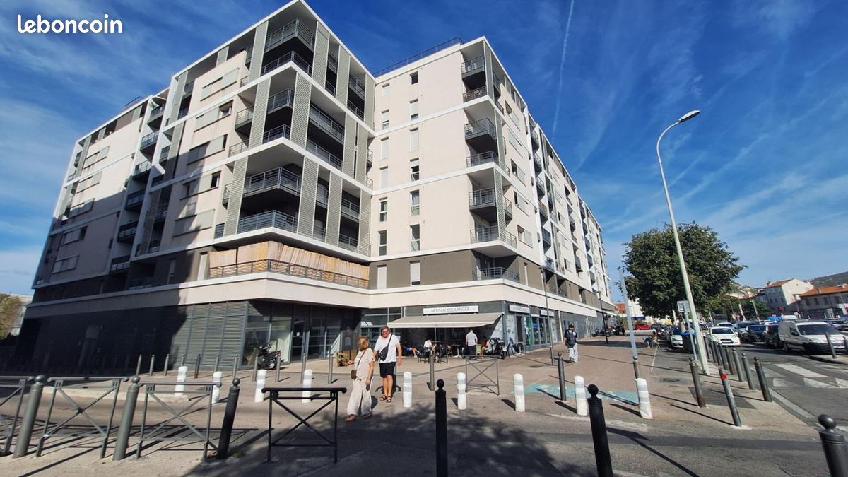 Appartement 3 pièces 61 m² · à Marseille · 61 m² · 210 000 €
