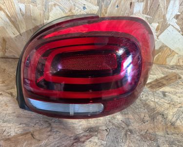 VALEO Feu Arrière Halogène Droit Pour CITROËN C3 III (2016) - Référence 47174