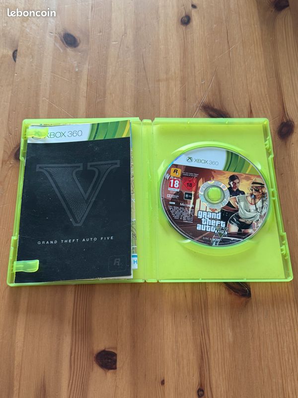 Jeu Xbox One VF Grand Theft Auto V Complet Comme neuf