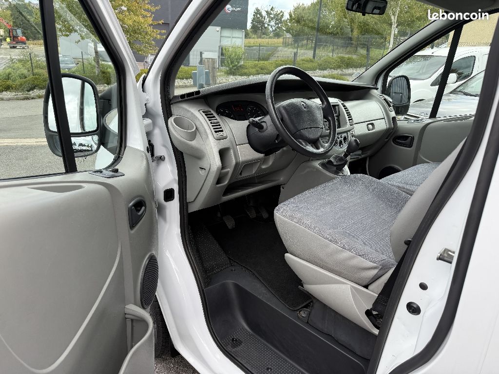 Renault Trafic LONG 2.0 DCI 90 L2H1 9places () Mini Bus (image 7)