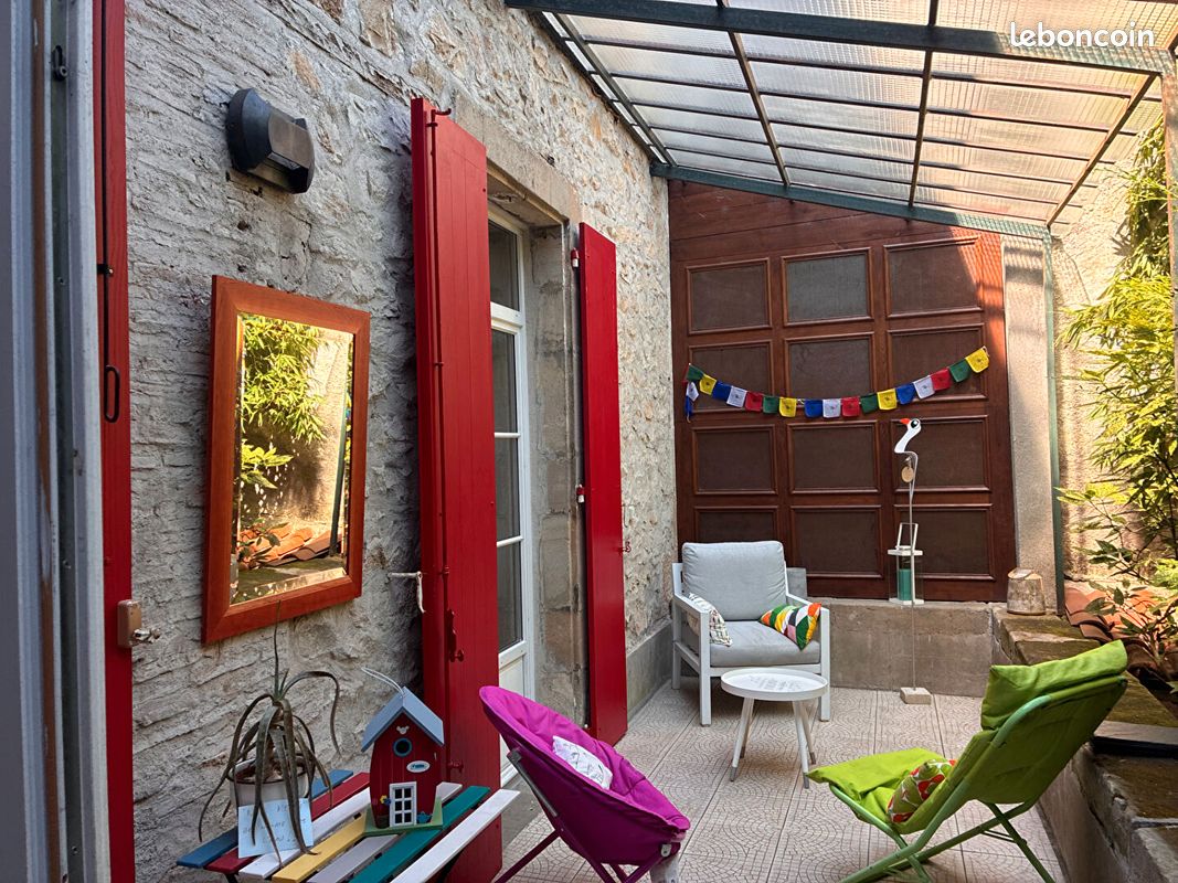 Maison 9 pièces 240 m² · à Figeac · 240 m² · 505 000 €