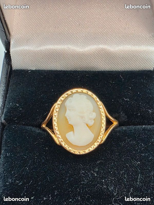 Bague Or 18 Carats Avec Camée – Taille 52, Occasion Mais Belle, 3,16 G