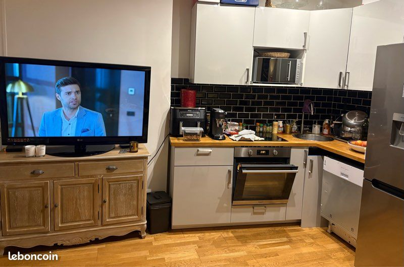 Appartement 3 pièces 50 m² · à Paris · 50 m² · 2 050 €/mois