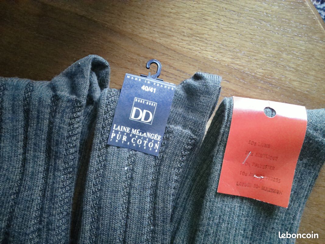 Trois Paires de Chaussettes Neuves 40/41 (image 2)