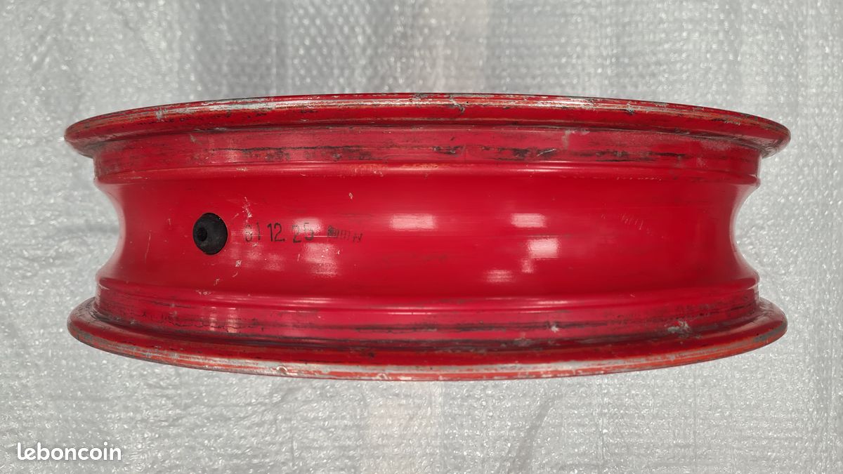 HONDA CBR 1000 F ROUE ARRIERE OEM MODELE SC21 CBR1000F JANTE AR SPORTIVE Vintage 1987 1988 (image 3)