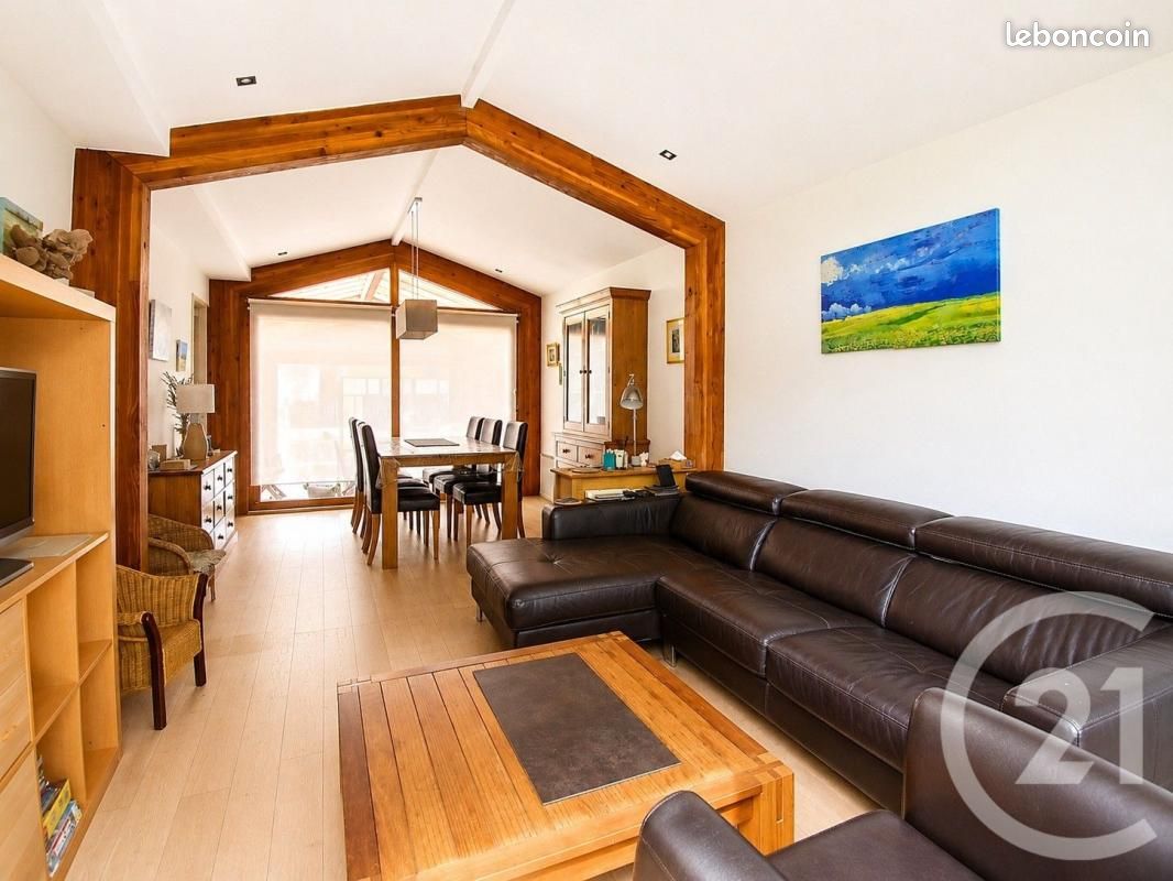 Maison 6 pièces 142 m² · à Mérignac · 142 m² · 490 000 €