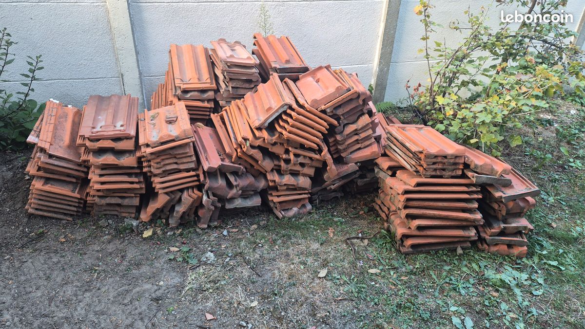 Tuiles Huguenot-Fenal Pargny – 43 × 26 cm – Lot de 200 environ (image 1)