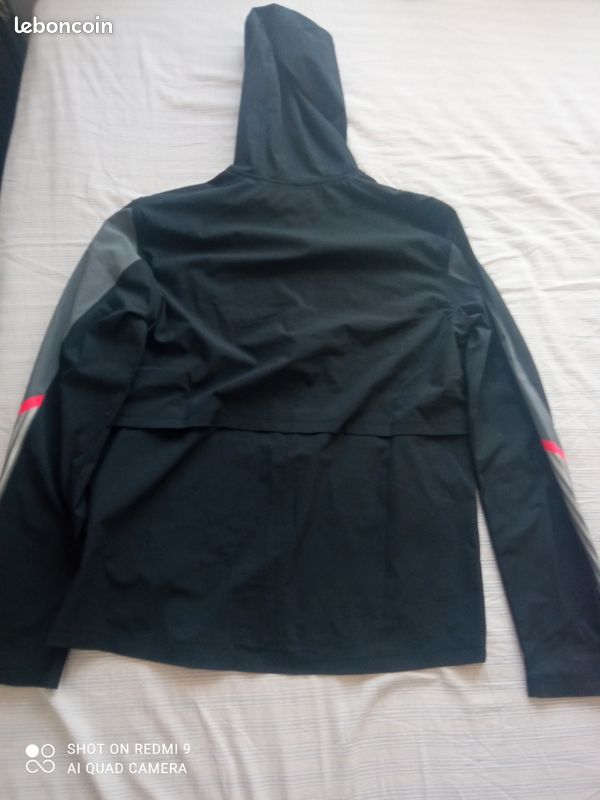 Veste under armour (image 2)