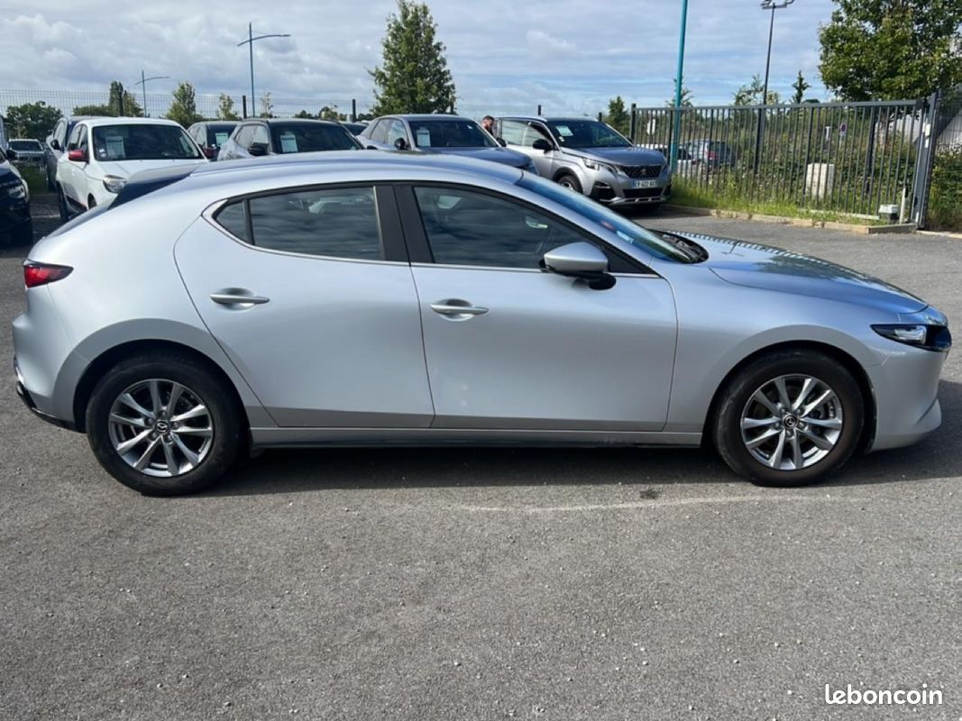MAZDA MAZDA 3 2.0 e-skyactiv-g m-hybrid 122 business executive bva 2022 (image 4)