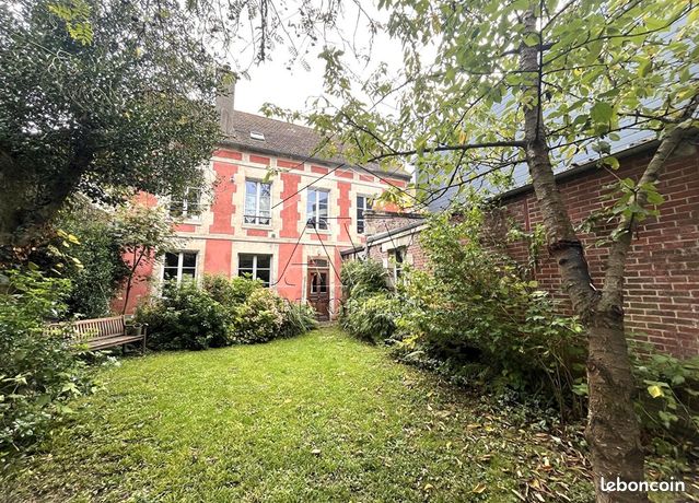 Maison 6 pièces 157 m²