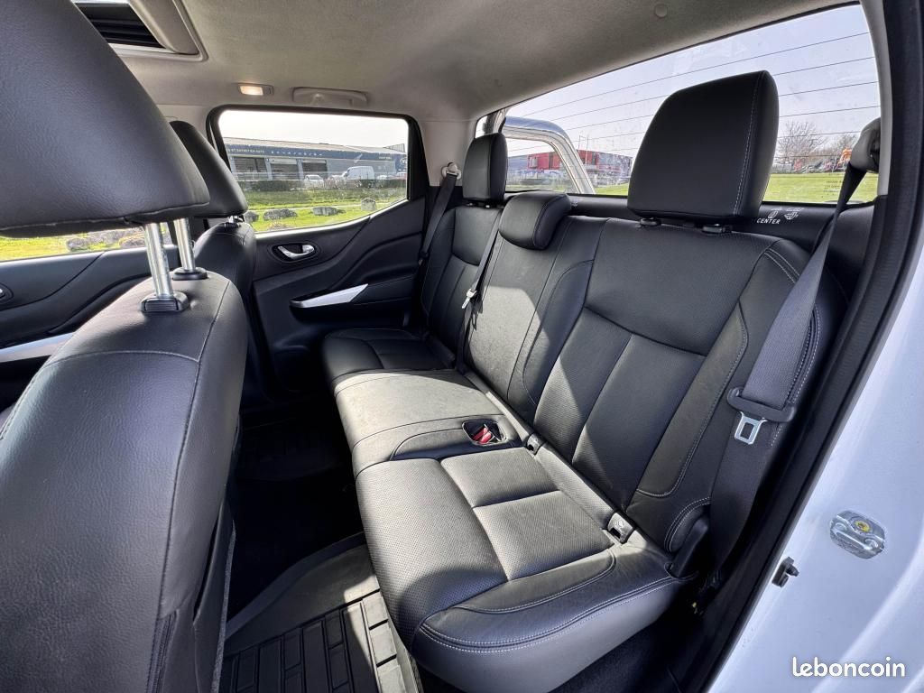 NISSAN NP300 NAVARA 2.3 dCi 190ch BVA DOUBLE CABINE Tekna (image 21)