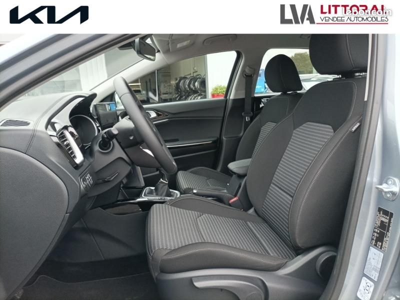 Kia Ceed 1.0 T-GDi 100ch Active MY25 (image 6)