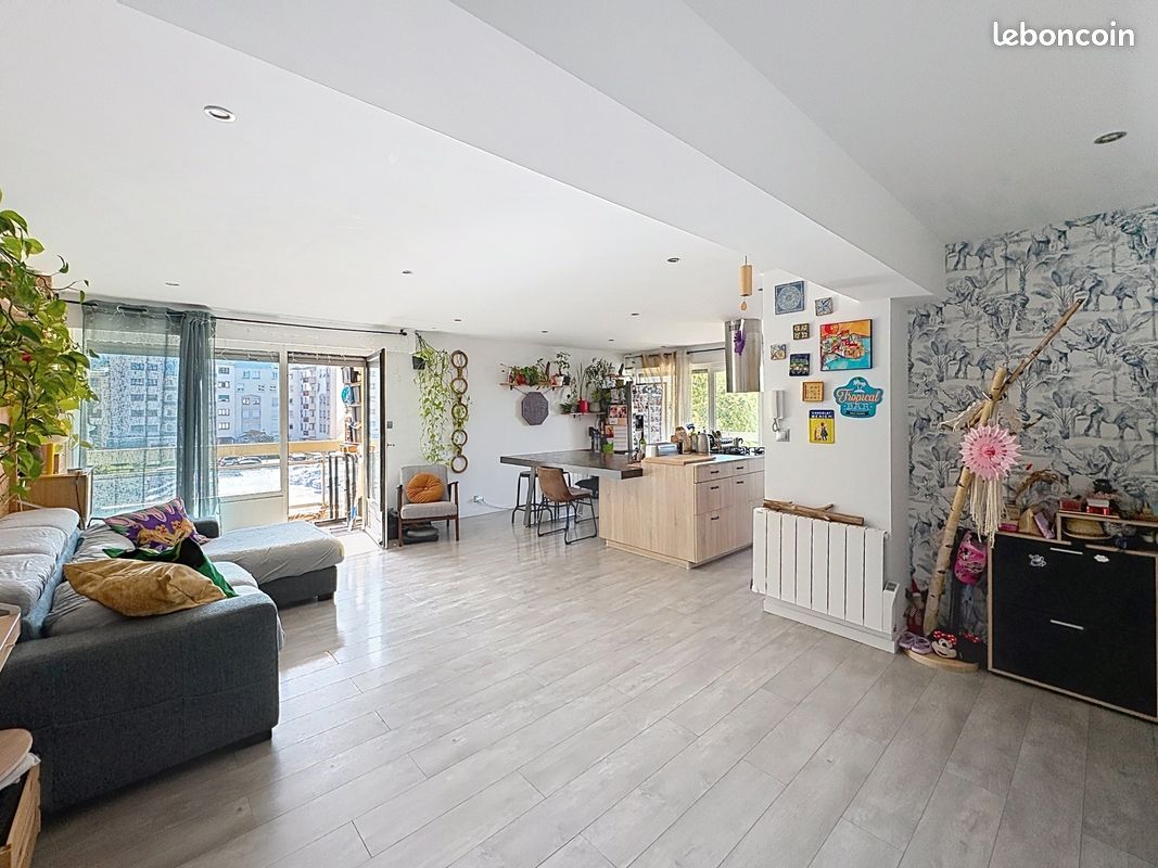 Appartement 4 pièces 88 m² · à Annemasse · 88 m² · 320 000 €