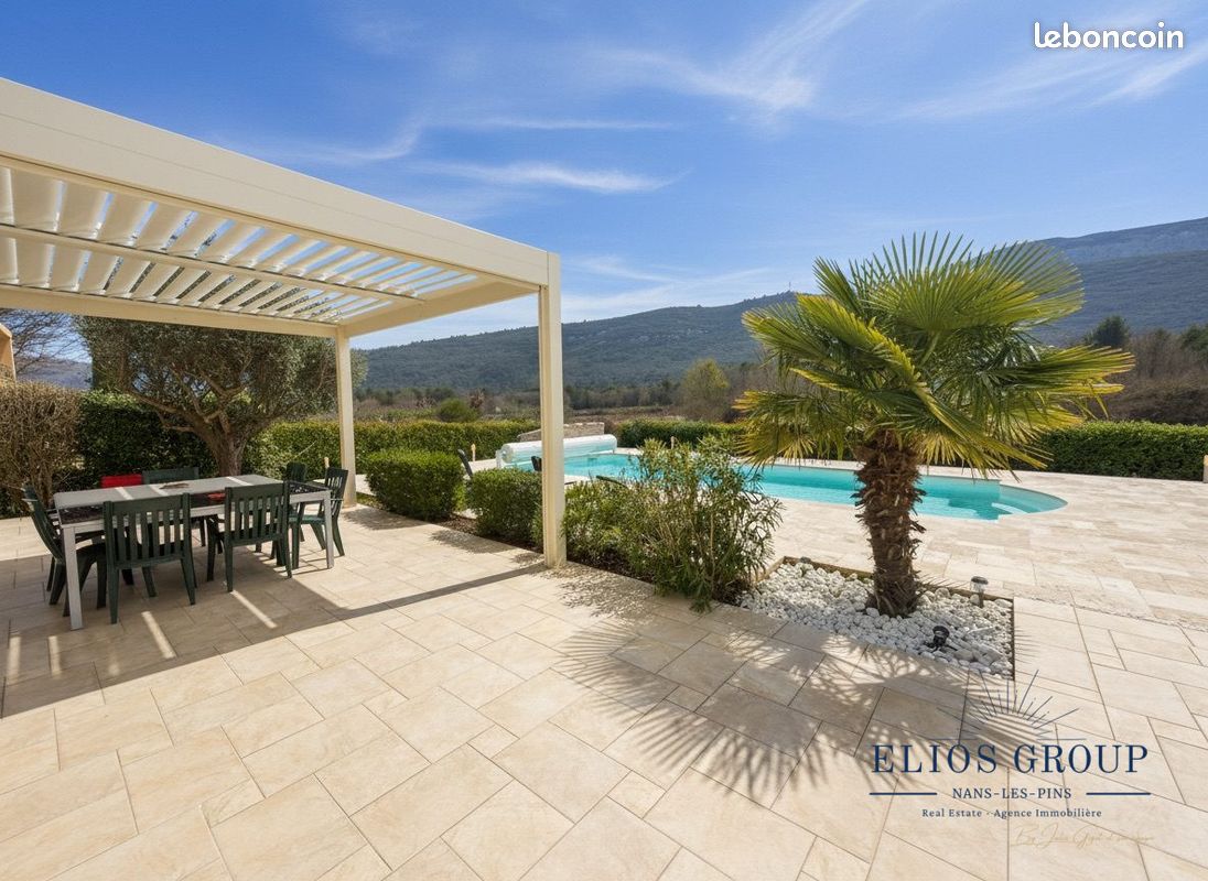 Maison 5 pièces 140 m² · à Nans-les-Pins · 140 m² · 710 000 €