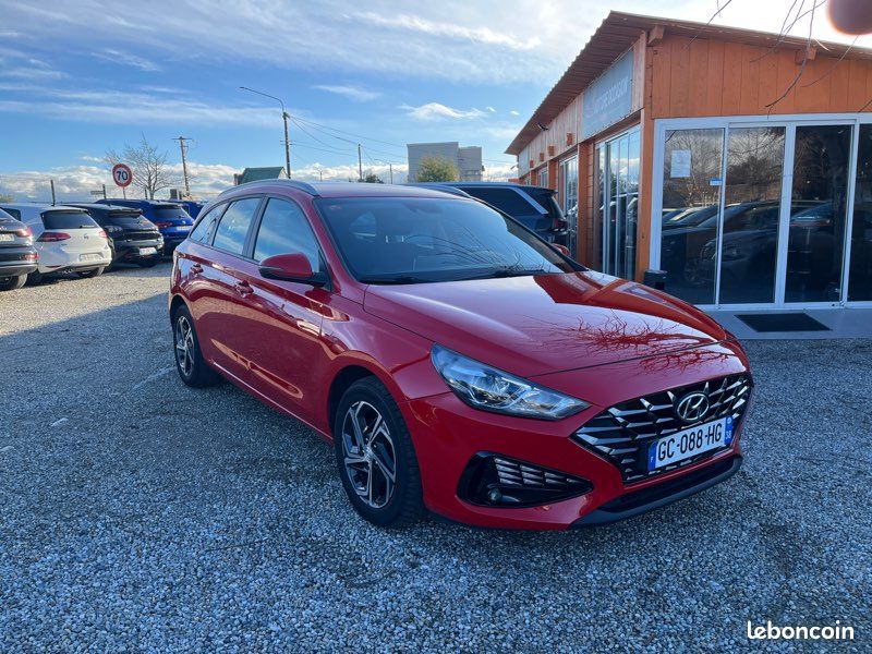 Hyundai i30 SW 1.6crdi 115ch Business BVAUTOMATIQUE / 1er Main / Caméra / (image 7)