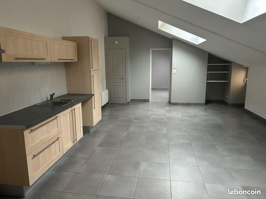 Appartement 4 pièces 87 m² · à La Flèche · 87 m² · 725 €/mois