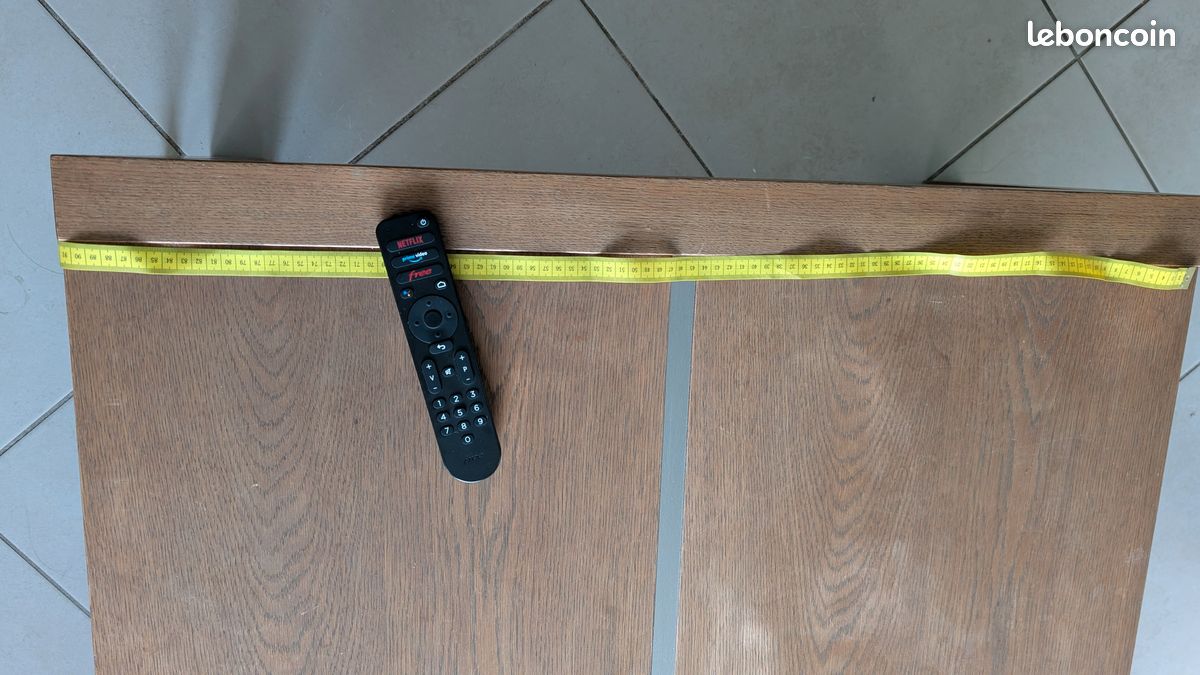 Table de basse en bois (image 3)