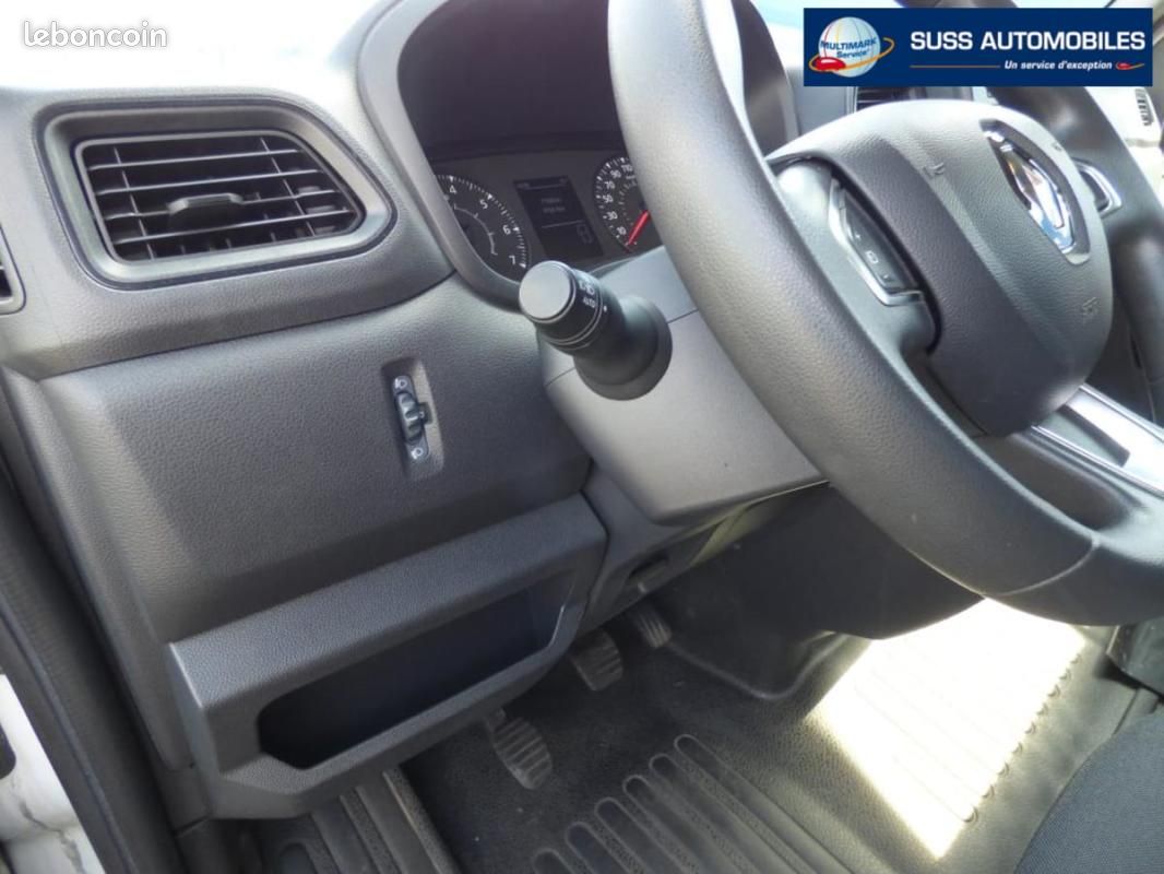Renault Master FOURGON FGN TRAC F3300 L2H2 BLUE DCI 135 CH CONFORT (image 16)