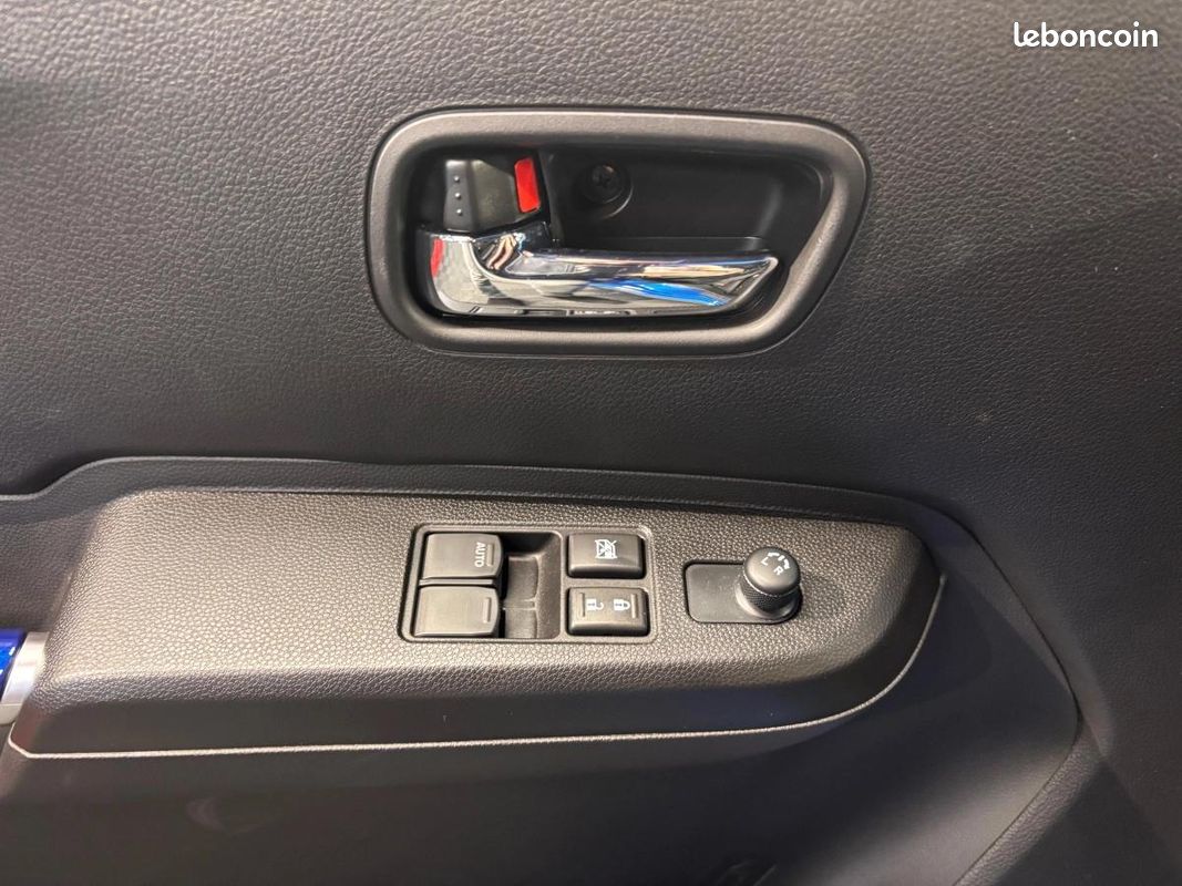 Suzuki Ignis 1.2 DUALJET SHVS 85 PRIVILEGE 2WD (image 7)