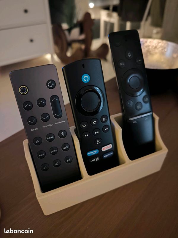 Support de rangement pour télécommandes (image 1)