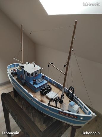 MAQUETTE BATEAU CHALUTIER Pêche Bois Ancienne EUR 10,00 - FR MAQUETTE BATEAU CHALUTIER Pêche Bois Ancienne EUR 10,00 - FR