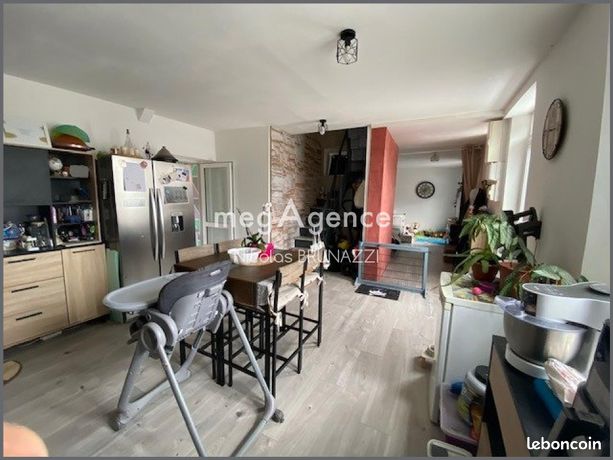 Propriété 5 pièces 87 m²