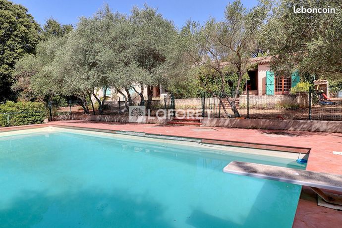 Villa 5 pièces 190 m²