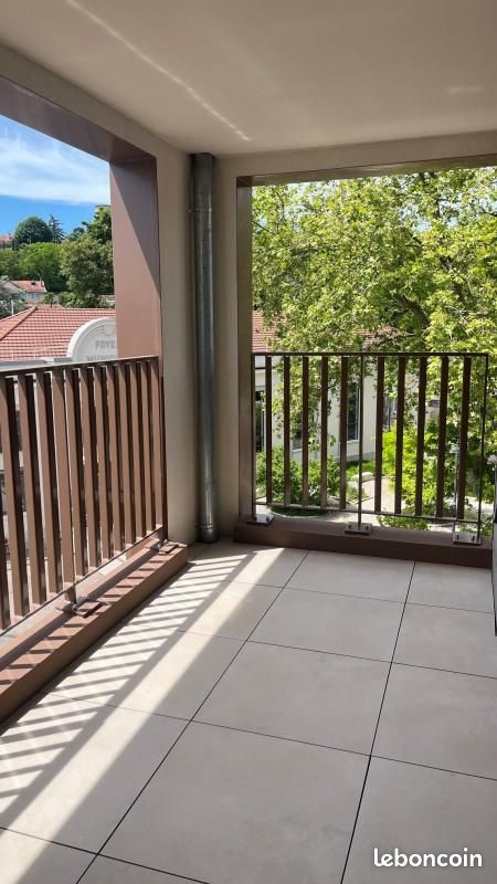 Appartement 2 pièces 45 m² · à Rillieux-la-Pape · 45 m² · 627 €