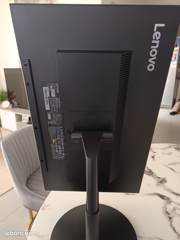 Moniteur Lenovo (image 3)