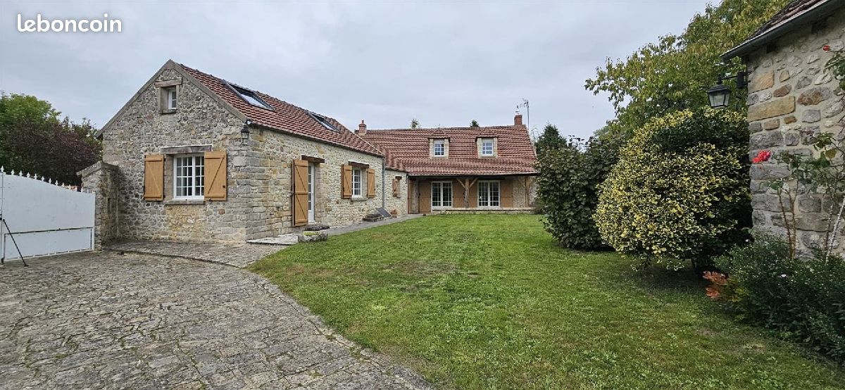 Maison 4 pièces 154 m² · à Videlles · 154 m² · 570 000 €