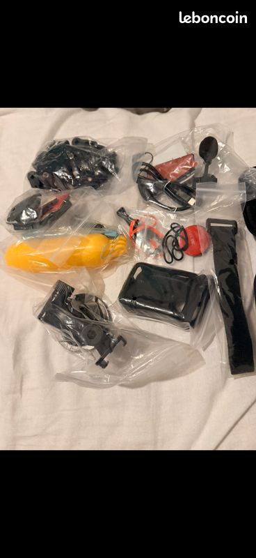 Go pro hero neuf black / accessoires / Carte Sd (image 2)