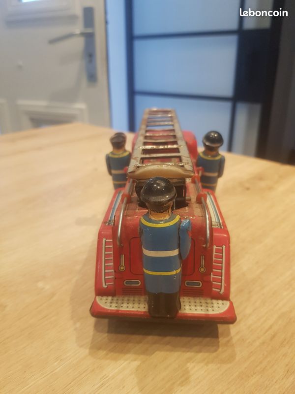 Beau camion de pompiers en tôle / Jouet Japon vintage / Décoration