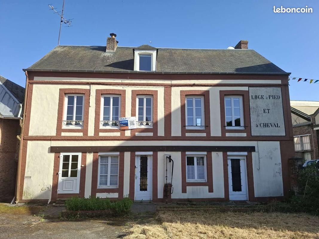 Immeuble 14 pièces 205 m² · à Rugles · 205 m² · 163 060 €