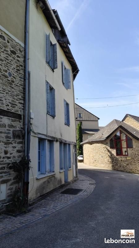 Immeuble 8 pièces 163 m² · à Uzerche · 163 m² · 140 400 €