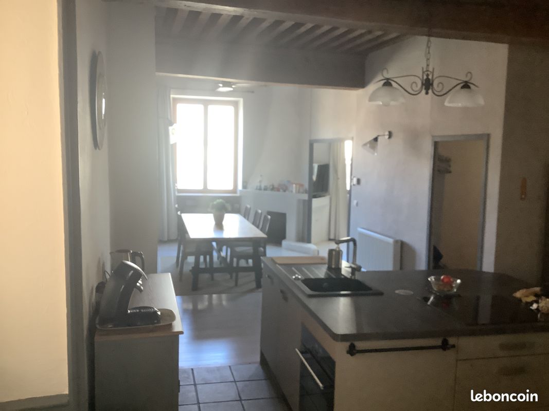 Appartement 5 pièces 97 m² · à Saint-Chamond · 97 m² · 169 000 €